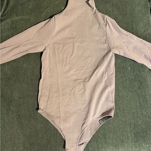 SKIMS Bodysuit in Soft Taupe